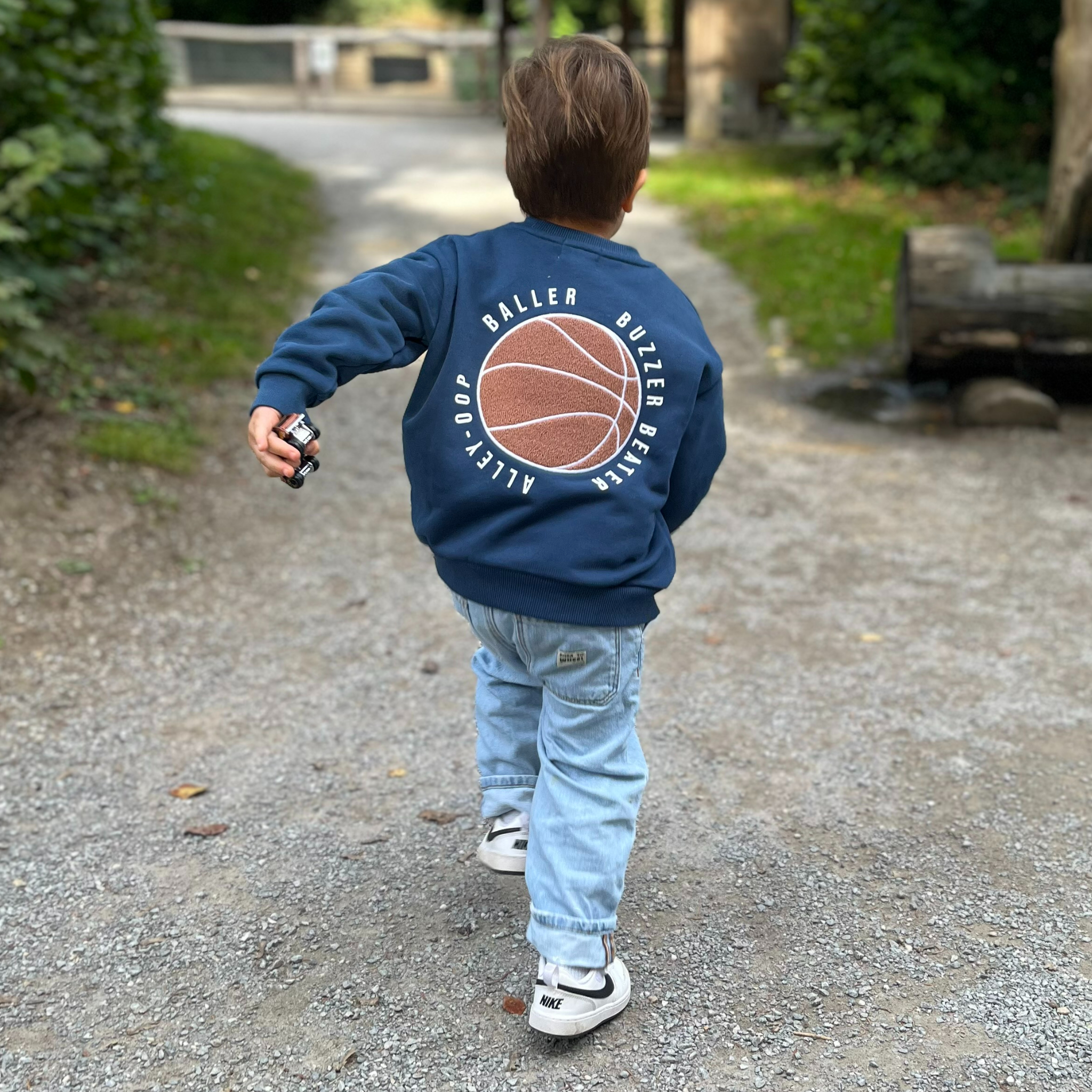 Sweatshirt Basketball